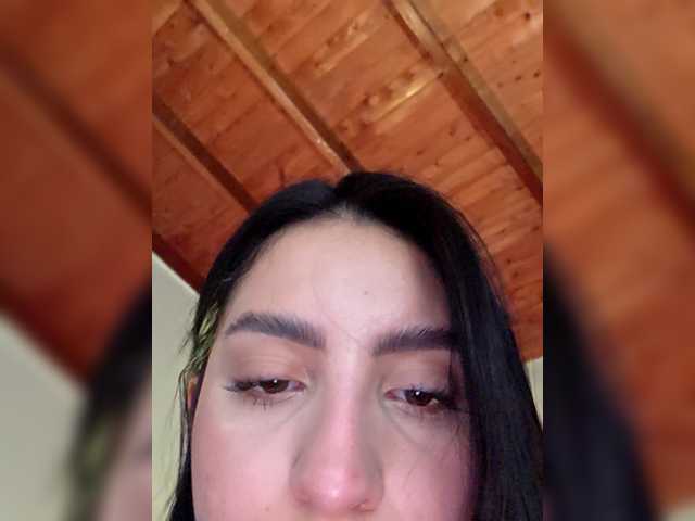 Esmeralda-Rossi's BongaCams show and profile