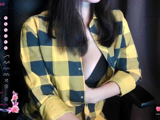 ScarletWitch666's BongaCams show and profile