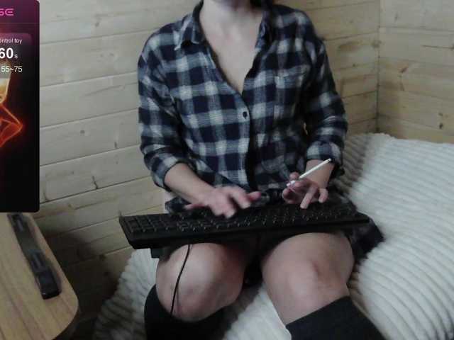 ScarletWitch666's BongaCams show and profile