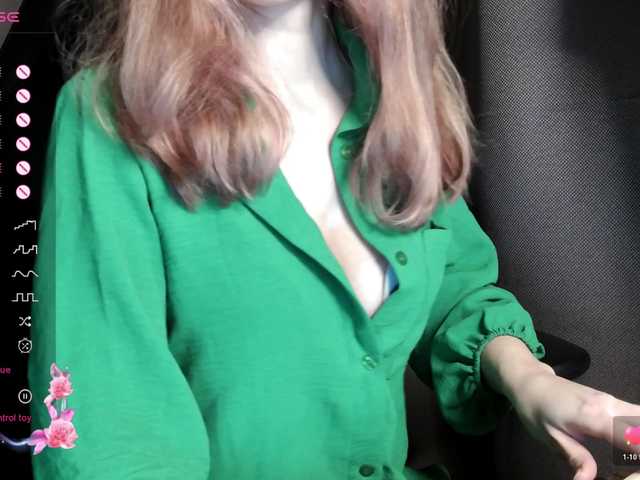 ScarletWitch666's BongaCams show and profile