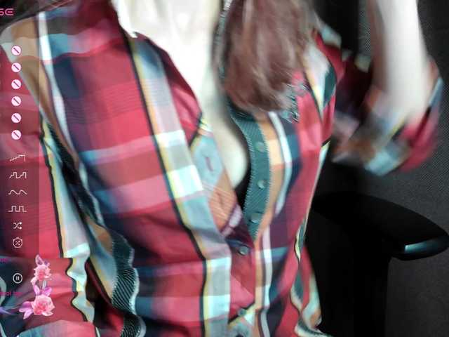 ScarletWitch666's BongaCams show and profile