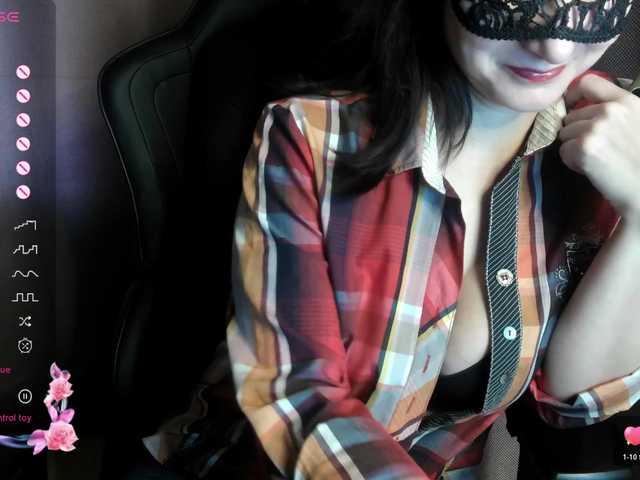 ScarletWitch666's BongaCams show and profile