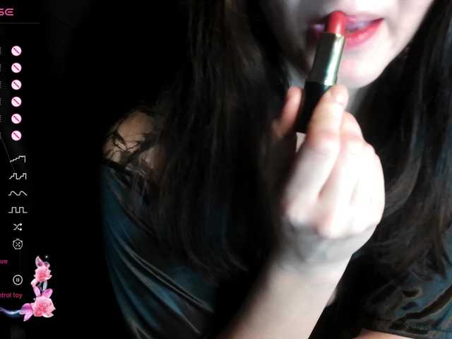 ScarletWitch666's BongaCams show and profile