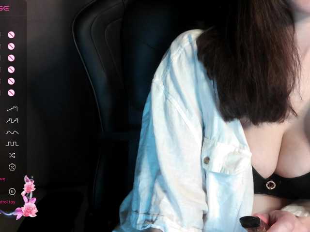 ScarletWitch666's BongaCams show and profile