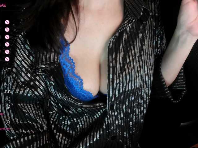 ScarletWitch666's BongaCams show and profile