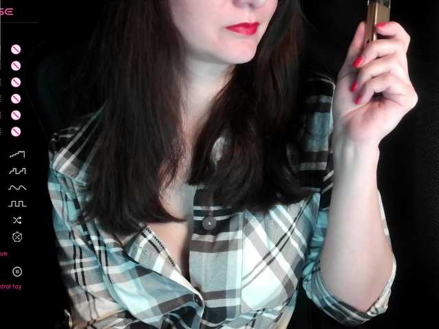 ScarletWitch666's BongaCams show and profile