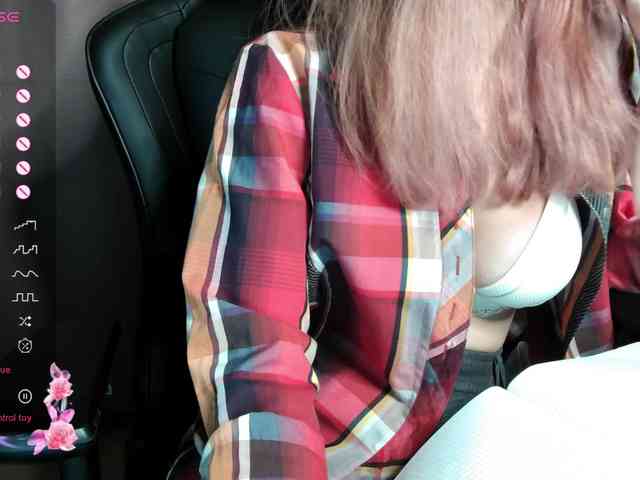 ScarletWitch666 webcam