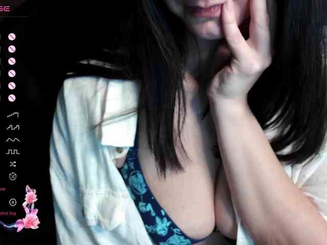 ScarletWitch666 webcam