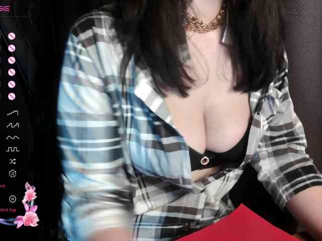 ScarletWitch666 webcam