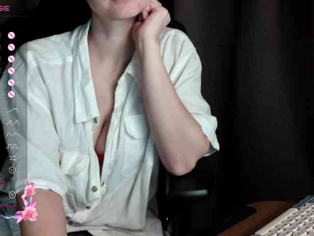 ScarletWitch666 webcam