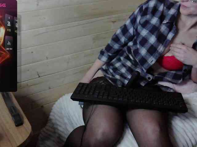 ScarletWitch666 webcam