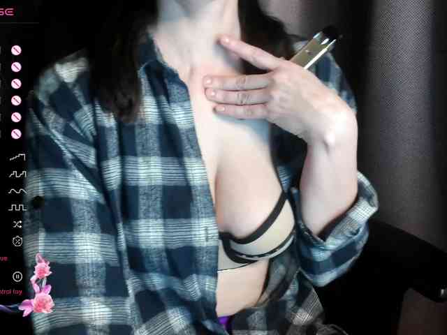 ScarletWitch666 webcam