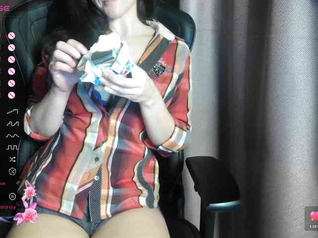 ScarletWitch666 webcam