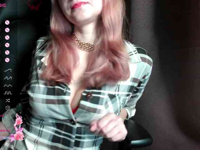 ScarletWitch666 webcam