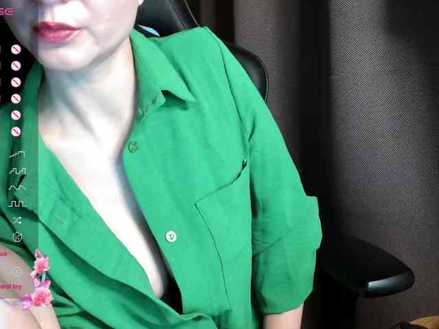 ScarletWitch666 webcam