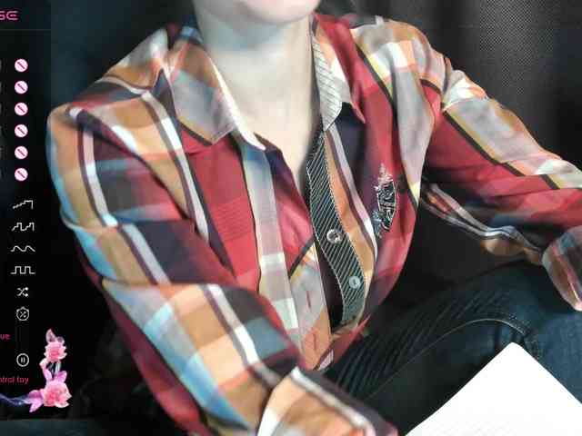 ScarletWitch666 webcam