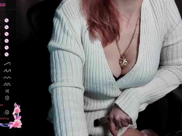 ScarletWitch666 webcam