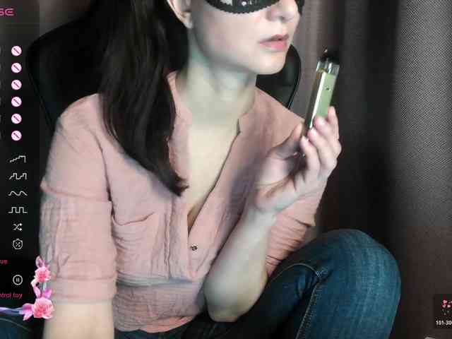 ScarletWitch666 webcam