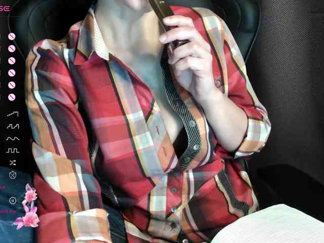 ScarletWitch666 webcam