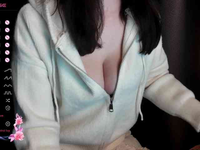 ScarletWitch666 webcam