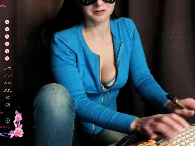 ScarletWitch666 webcam