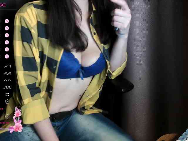 ScarletWitch666 webcam