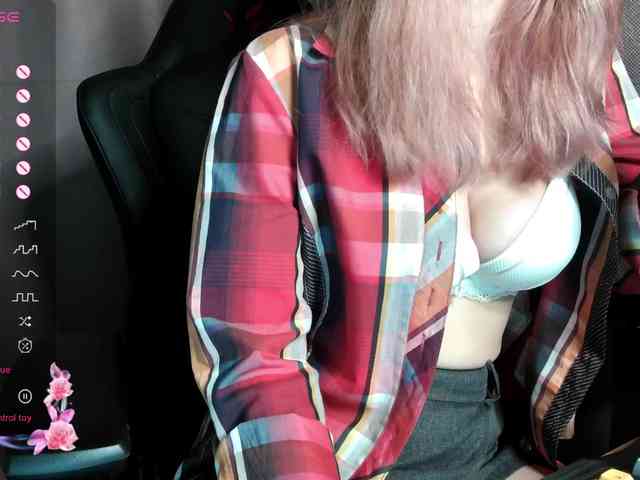 ScarletWitch666 webcam