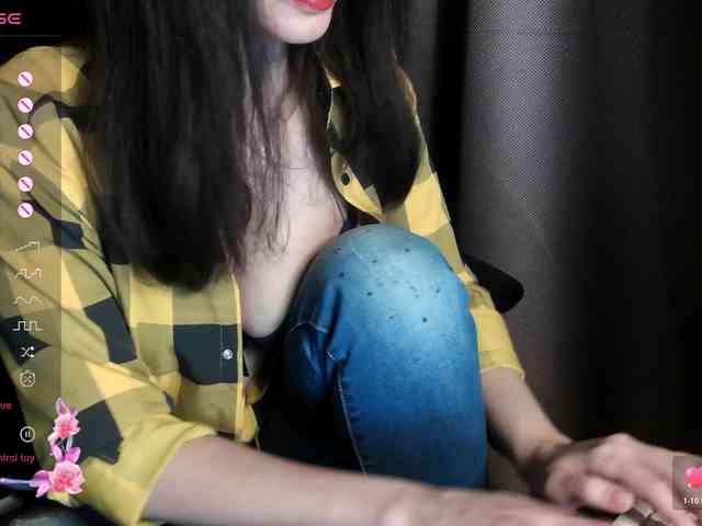 ScarletWitch666 webcam