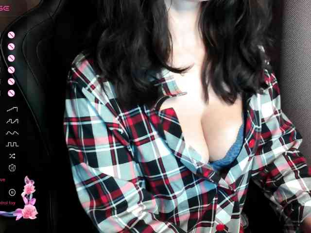 ScarletWitch666 webcam