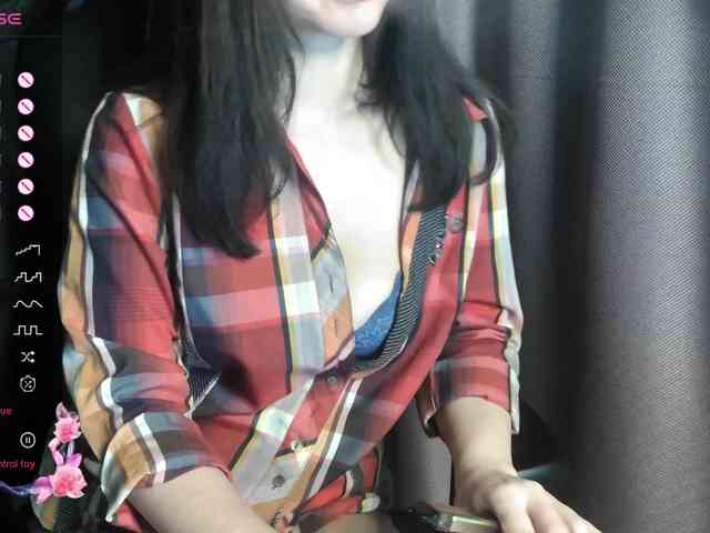 ScarletWitch666 webcam