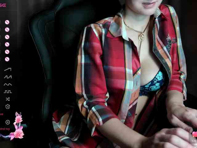 ScarletWitch666 webcam