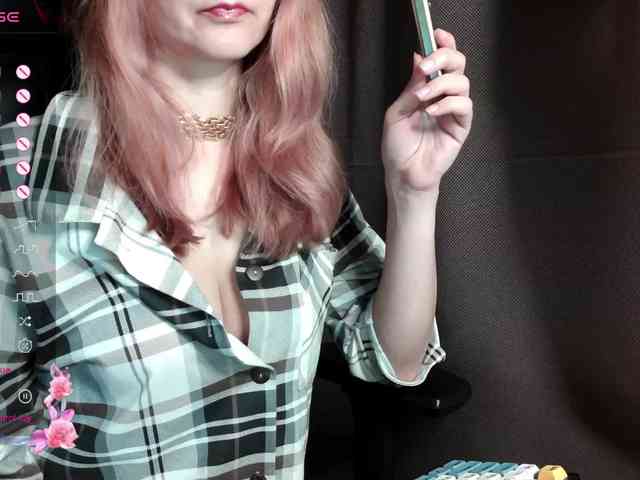 ScarletWitch666 webcam