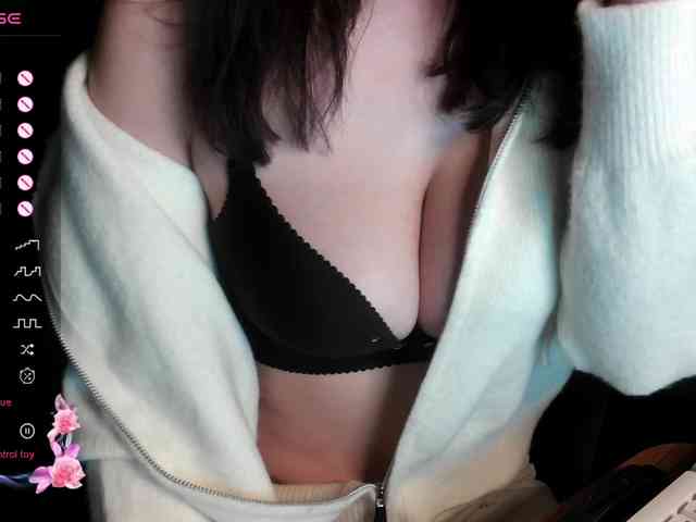 ScarletWitch666 webcam