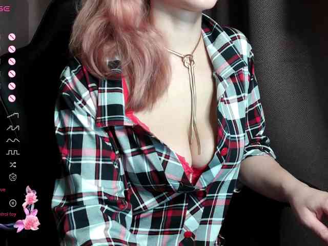 ScarletWitch666 webcam