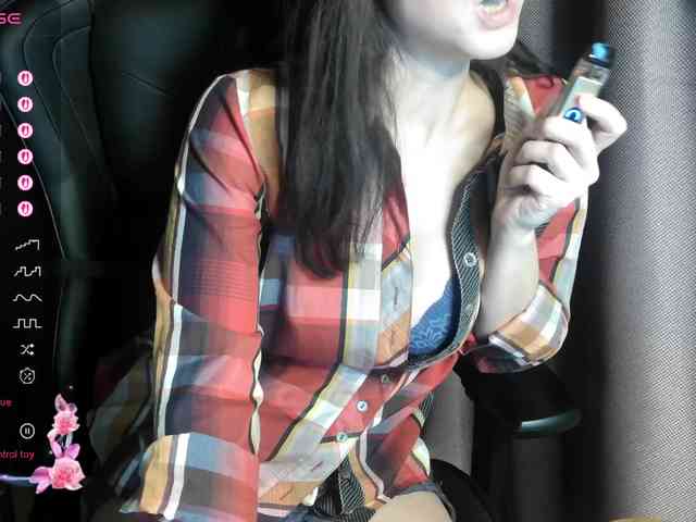 ScarletWitch666 webcam