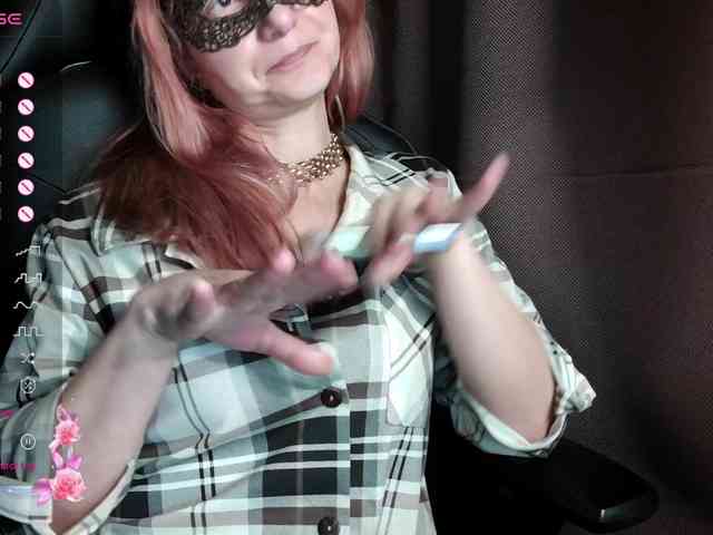 ScarletWitch666 webcam