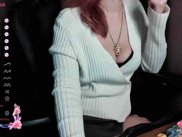 ScarletWitch666 webcam