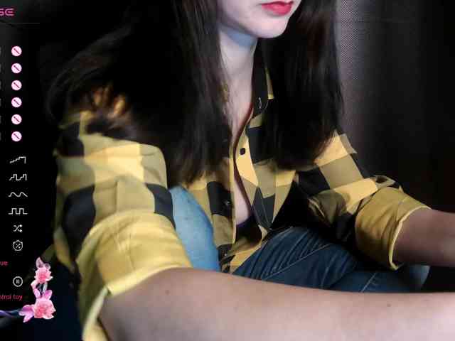 ScarletWitch666 webcam