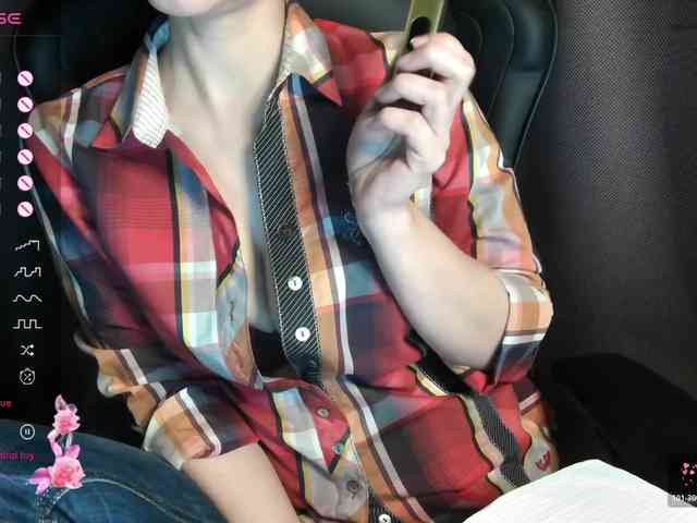 ScarletWitch666 webcam