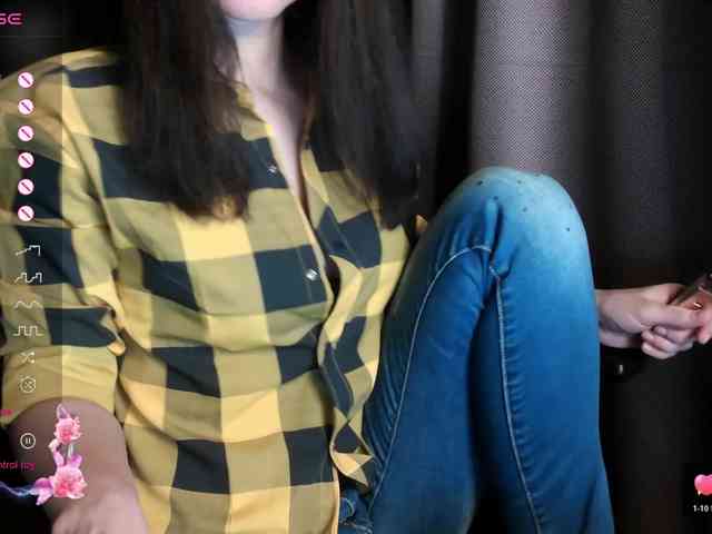 ScarletWitch666 webcam