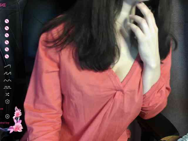 ScarletWitch666 webcam