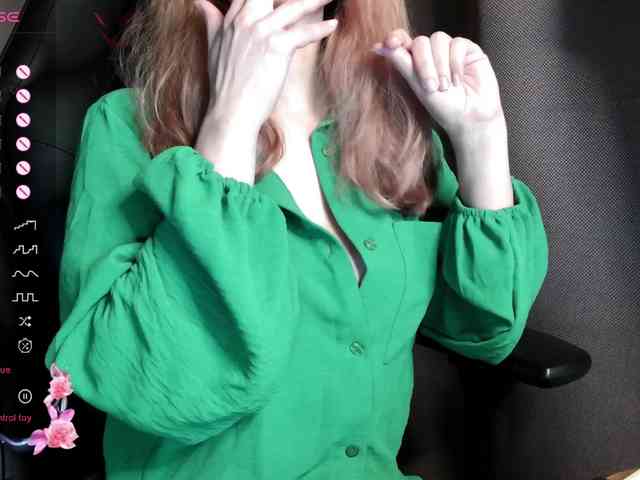 ScarletWitch666 webcam