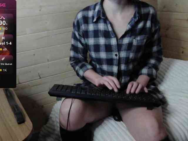 ScarletWitch666 webcam