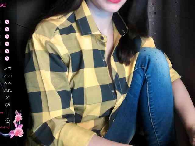 ScarletWitch666 webcam