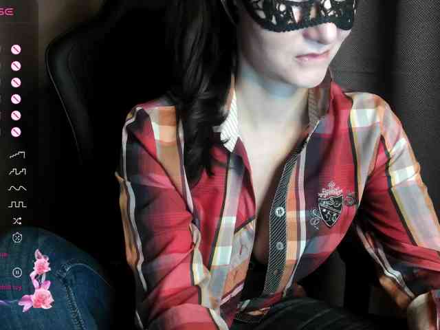 ScarletWitch666 Live Webcam on BongaCams