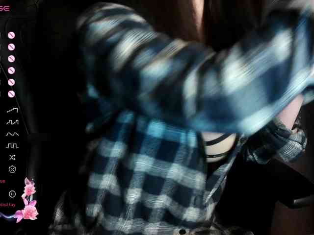 ScarletWitch666 webcam