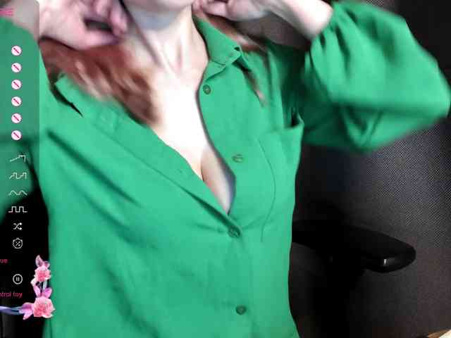 ScarletWitch666 webcam