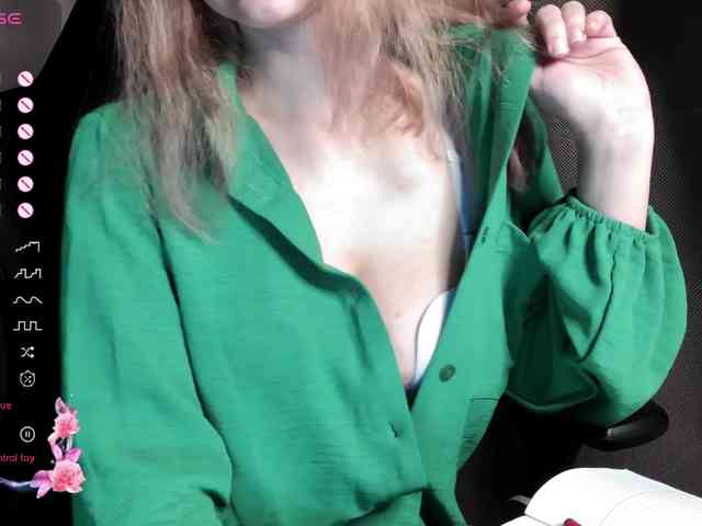 ScarletWitch666 webcam