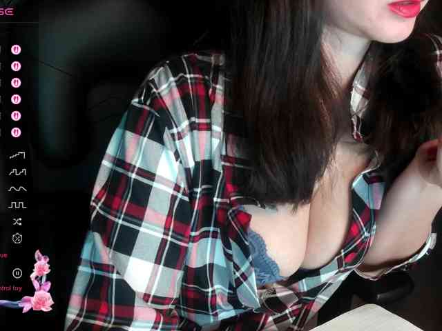 ScarletWitch666 webcam