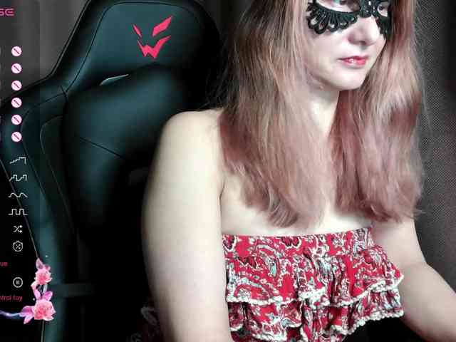 ScarletWitch666 webcam